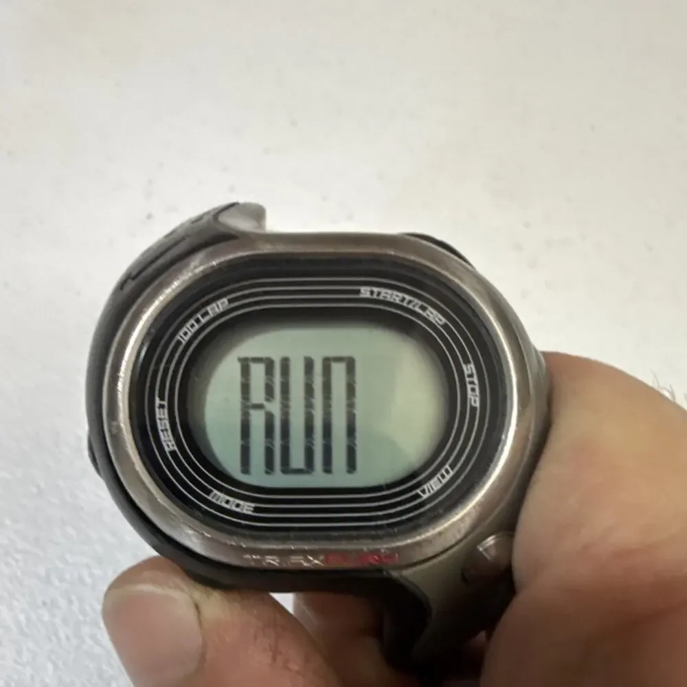 RARE VINTAGE NIKE TRIAX FURY 100 LAP BLACK AND GREY SPORTSWATCH NEW BATTERY(B19)